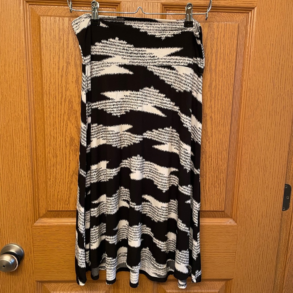 LulaRoe A-Line Skirt